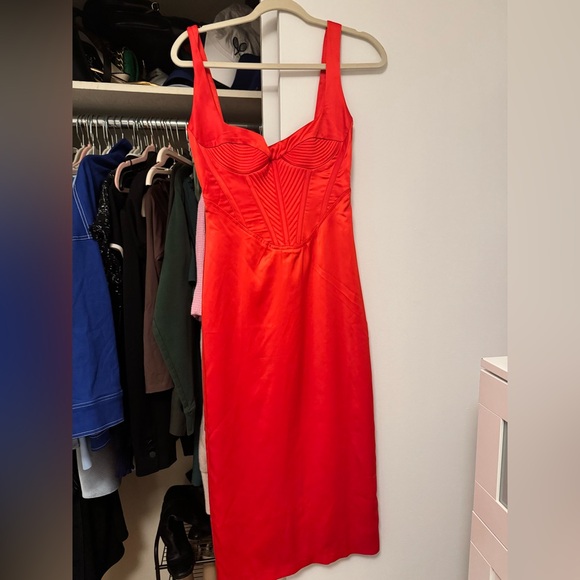 Bardot Elodie Mini dress in fire red size 4 - Picture 7 of 7